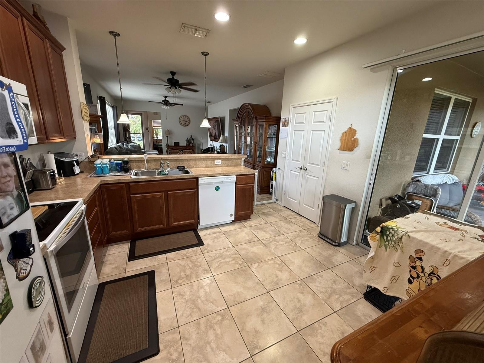 Listing Photo 11