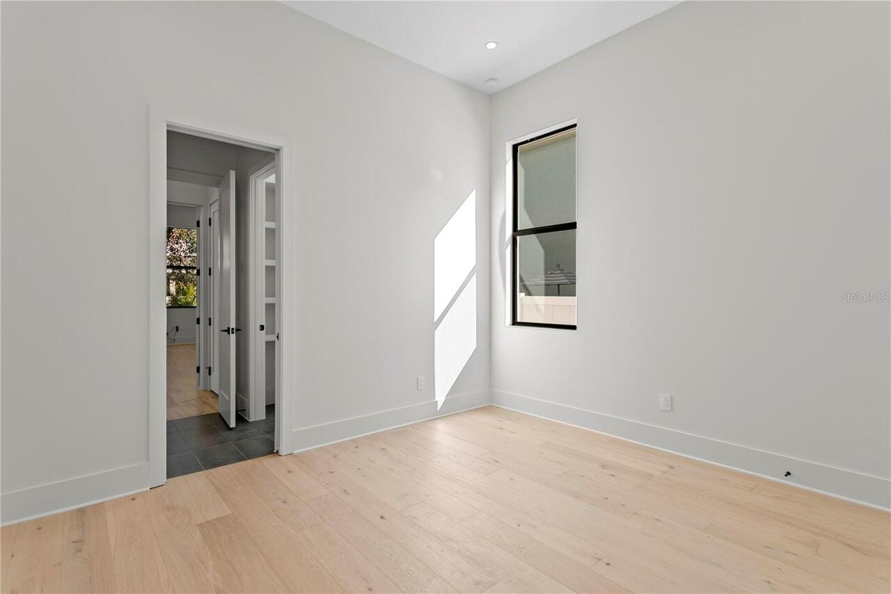 Listing Photo 43