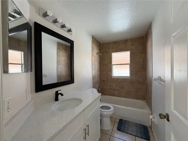 Listing Photo 11