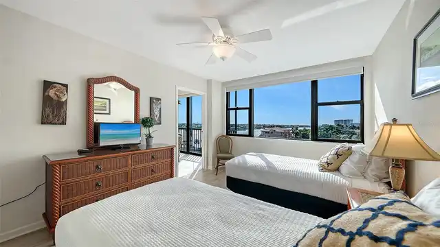 Listing Photo 32