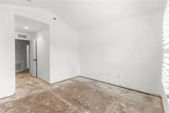 Listing Photo 26