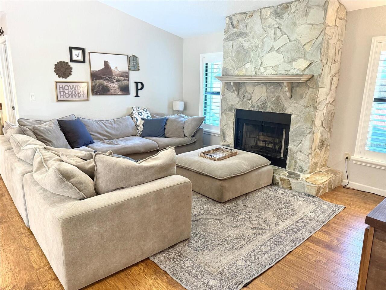 Listing Photo 8