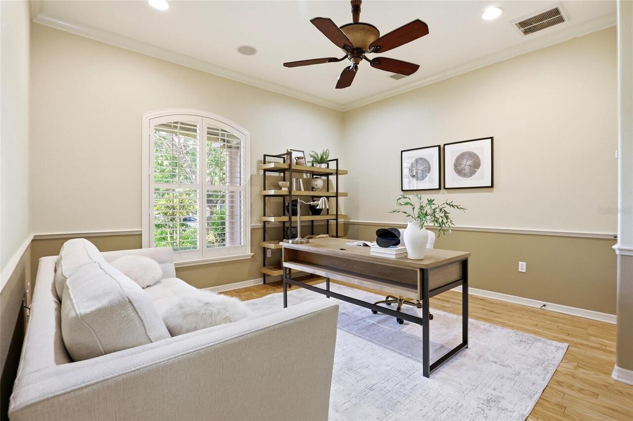 Listing Photo 11