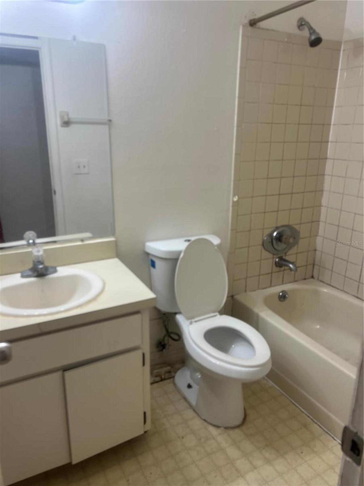Listing Photo 10