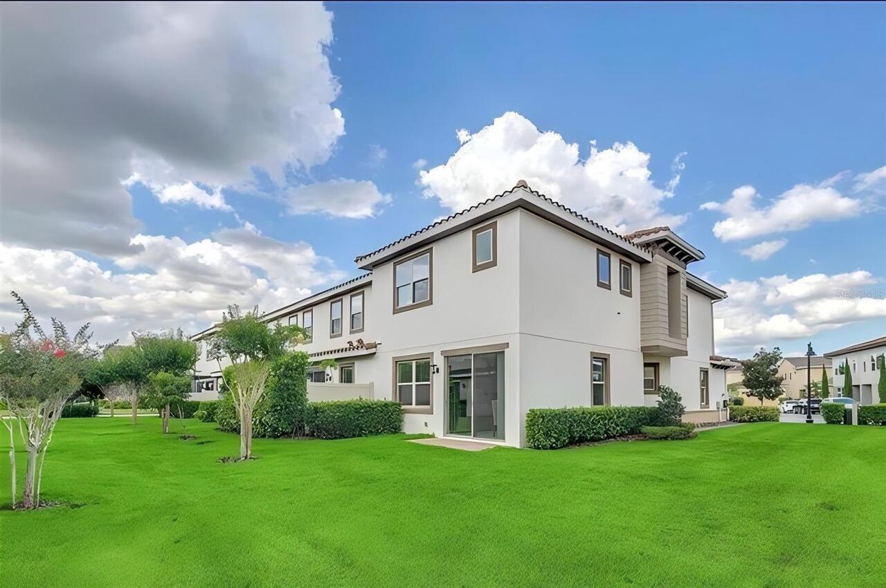 Listing Photo 11