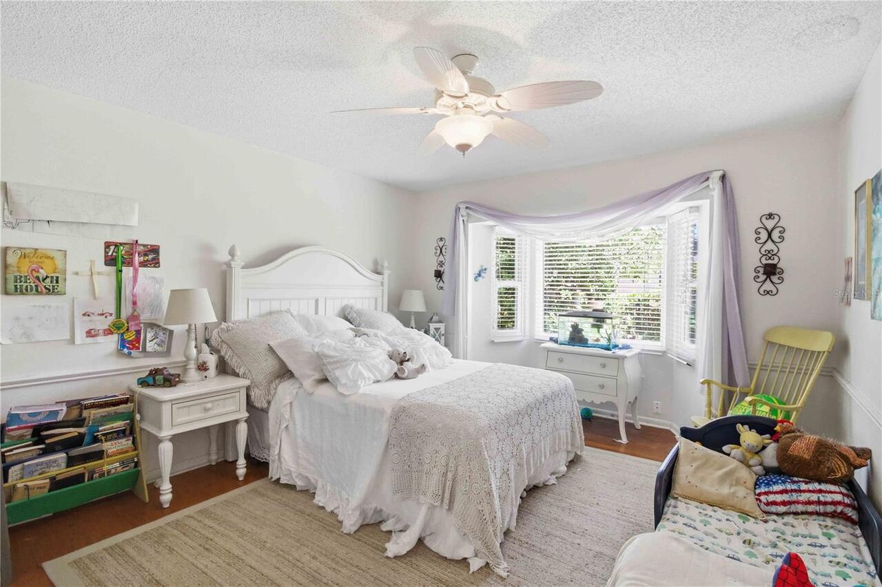 Listing Photo 16