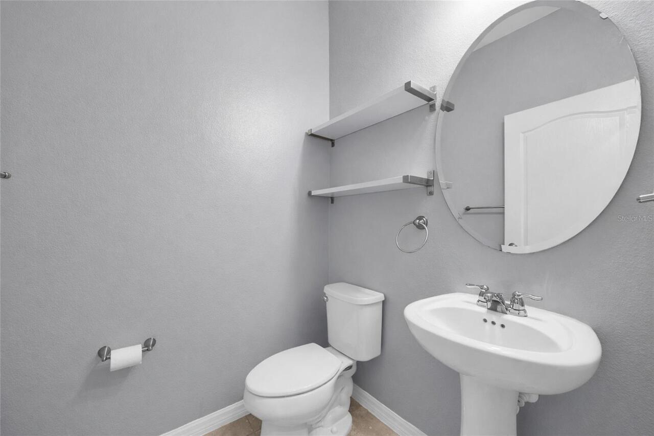 Listing Photo 9
