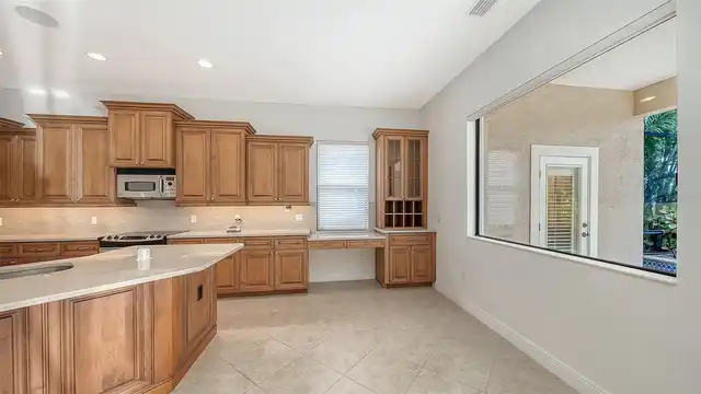 Listing Photo 20