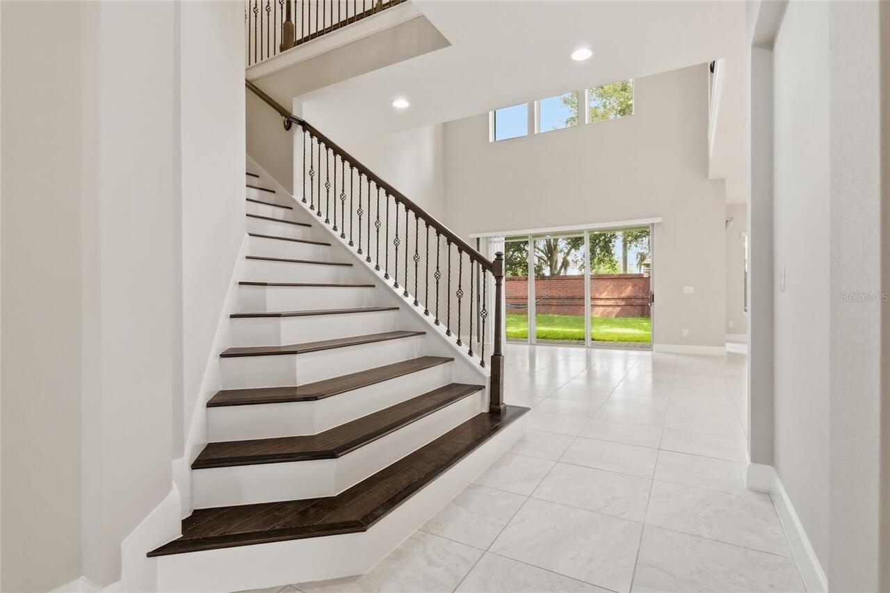 Listing Photo 12