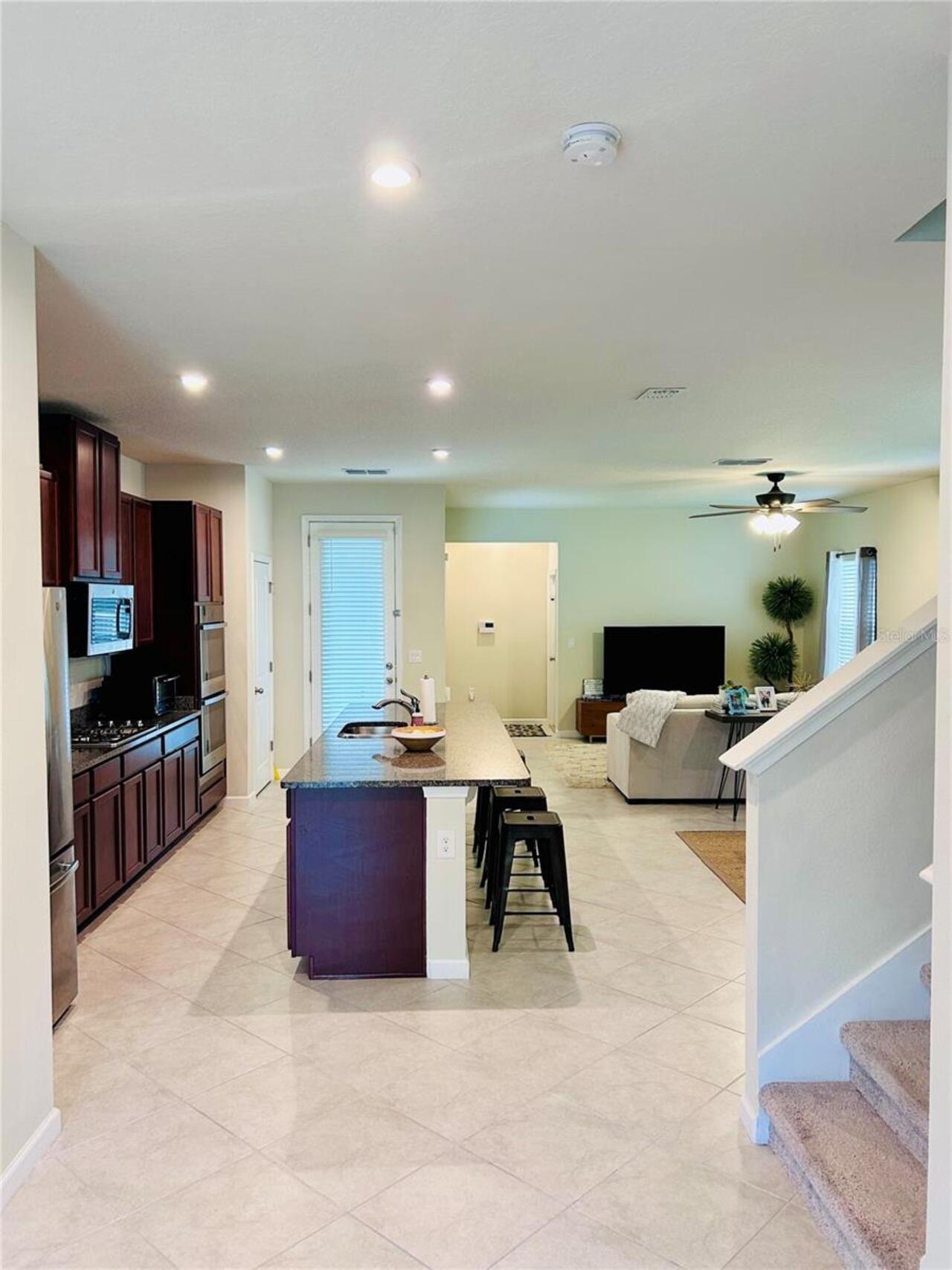Listing Photo 9