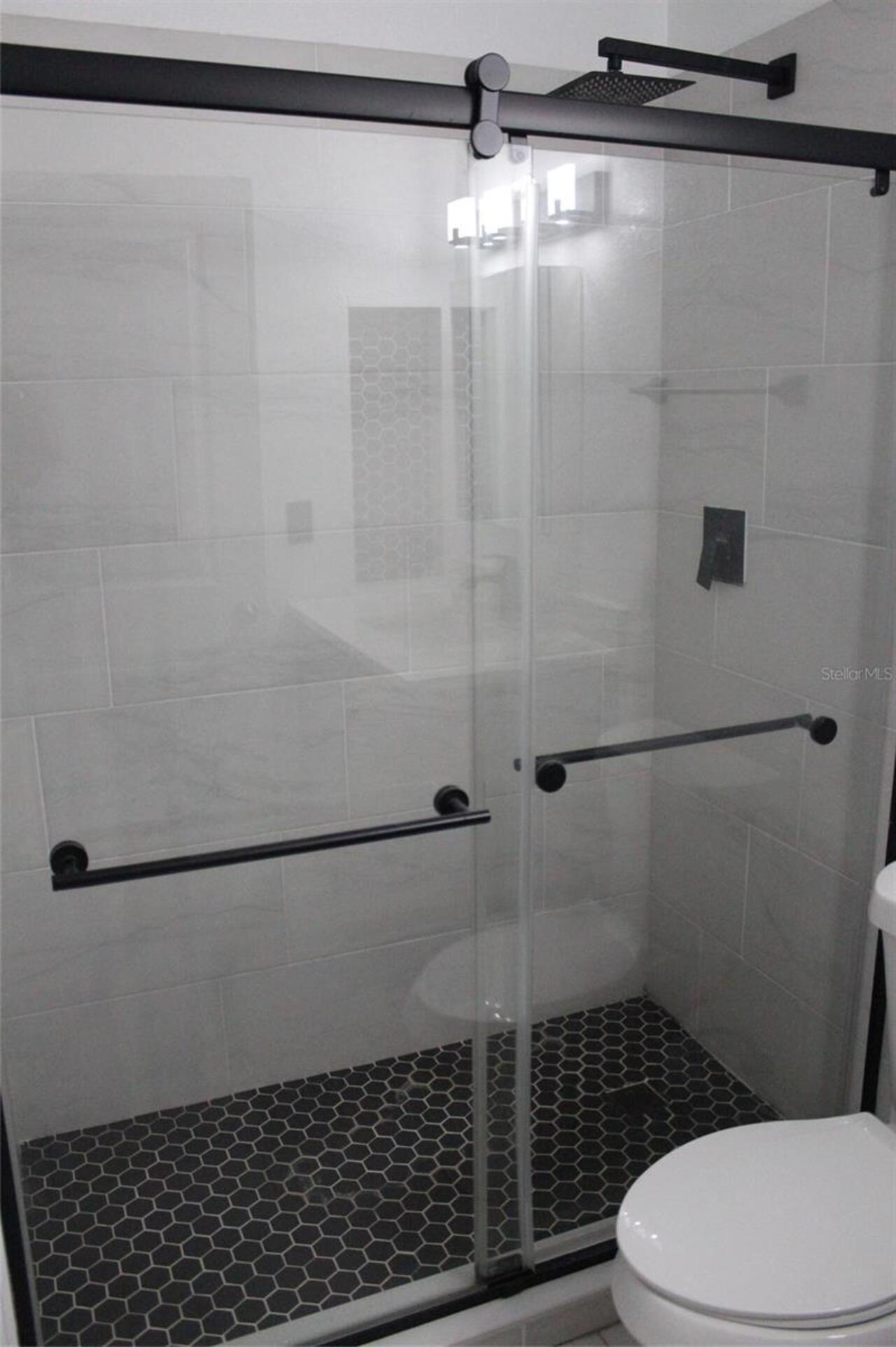 Listing Photo 14