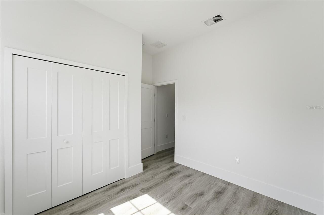 Listing Photo 24