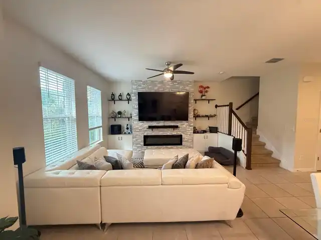 Listing Photo 10