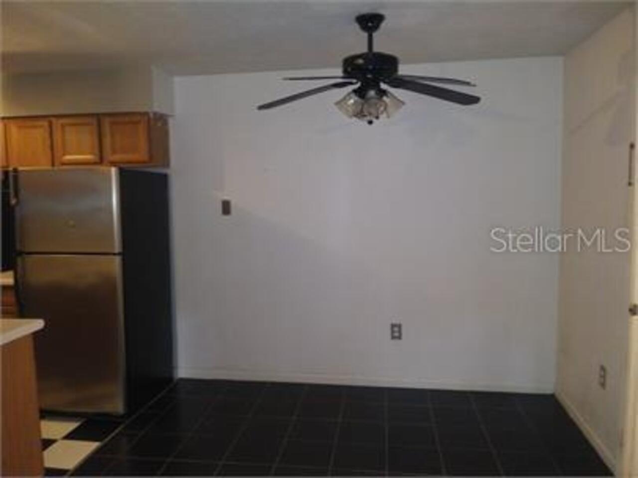 Listing Photo 12