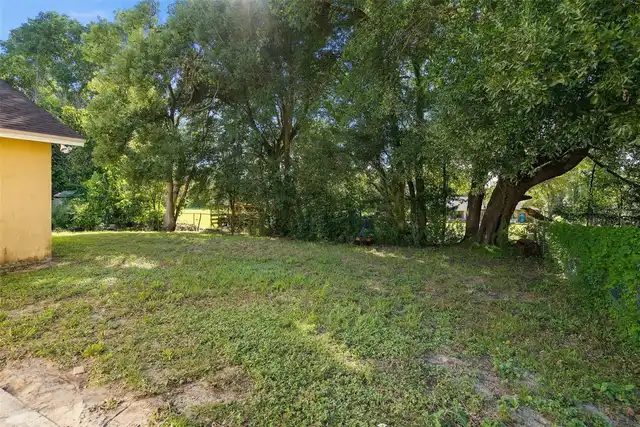 Listing Photo 28