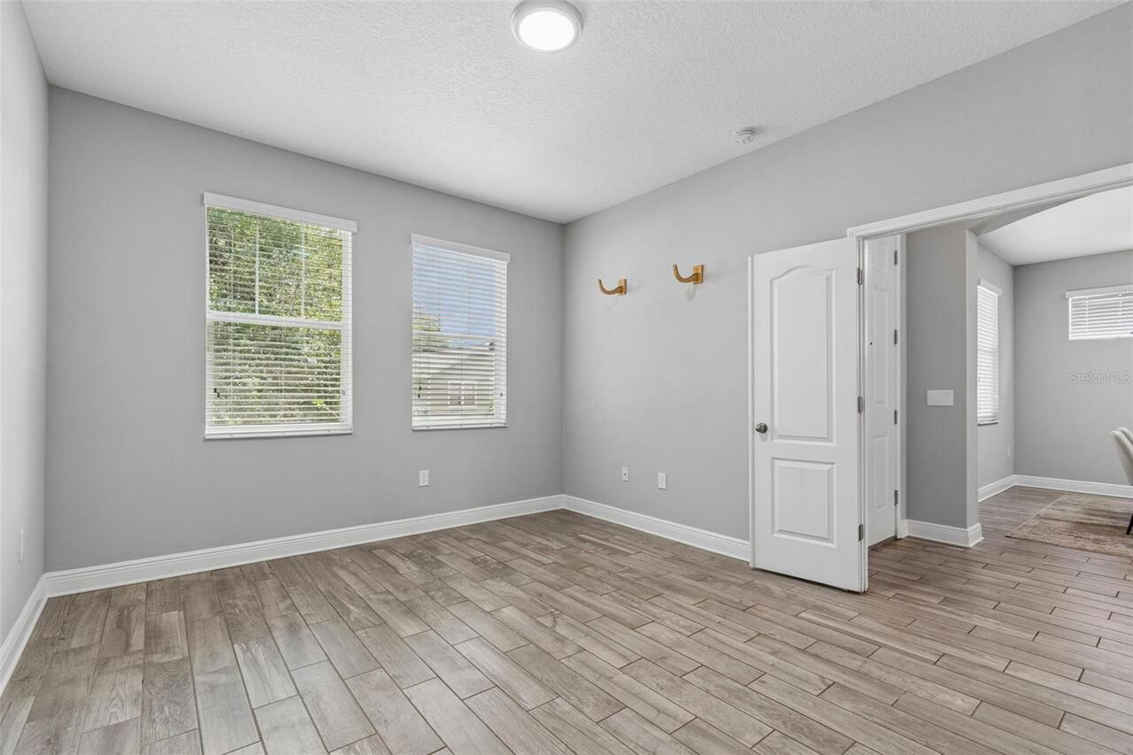 Listing Photo 22
