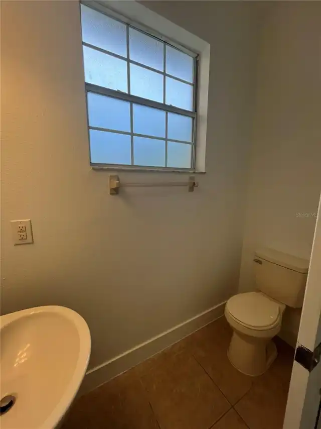 Listing Photo 6