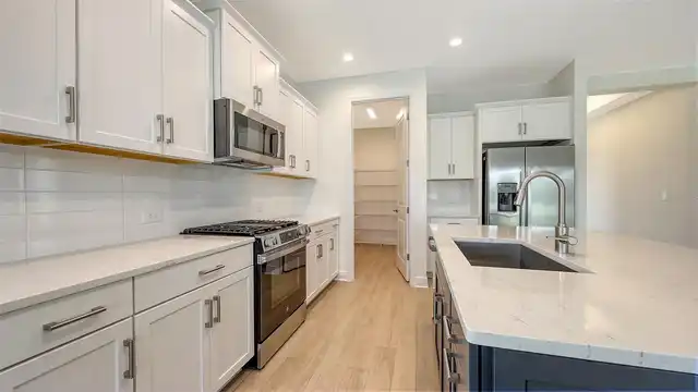 Listing Photo 19