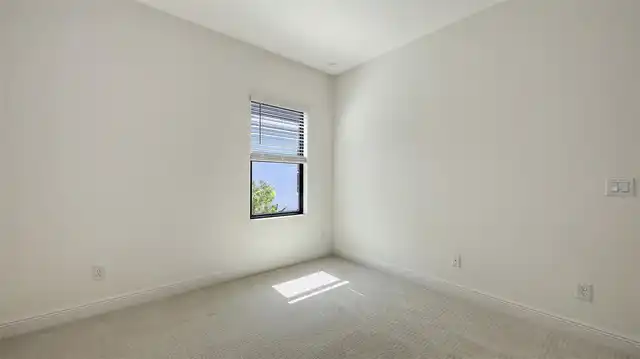 Listing Photo 43