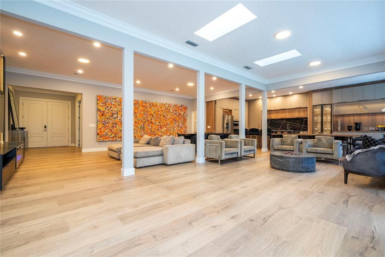 Listing Photo 17