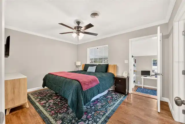 Listing Photo 34