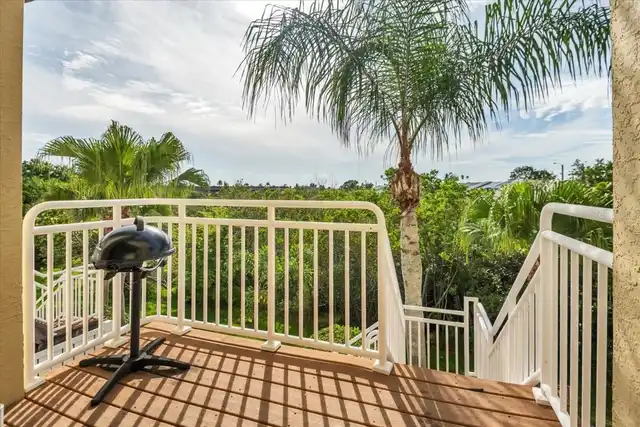 Listing Photo 18