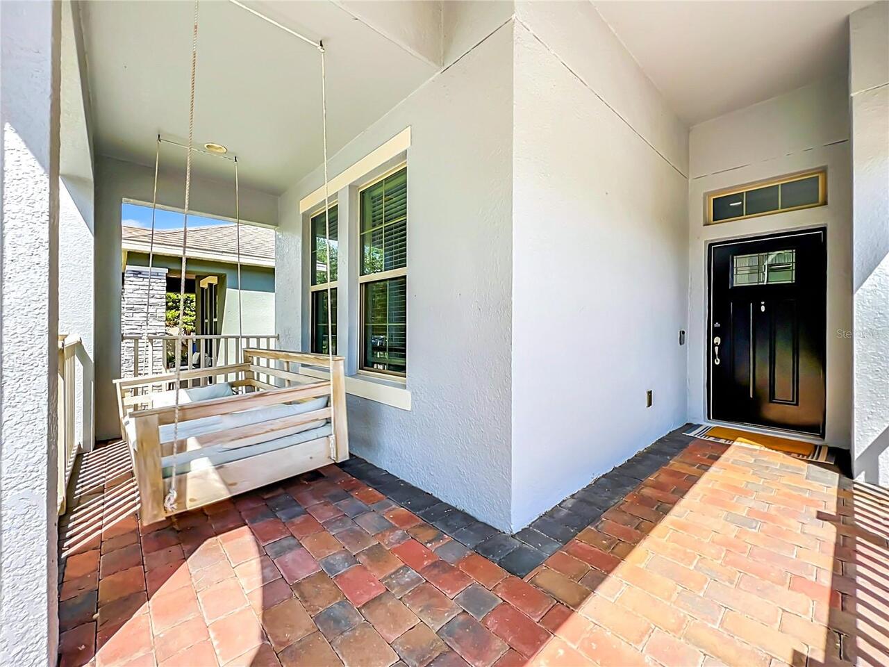 Listing Photo 8