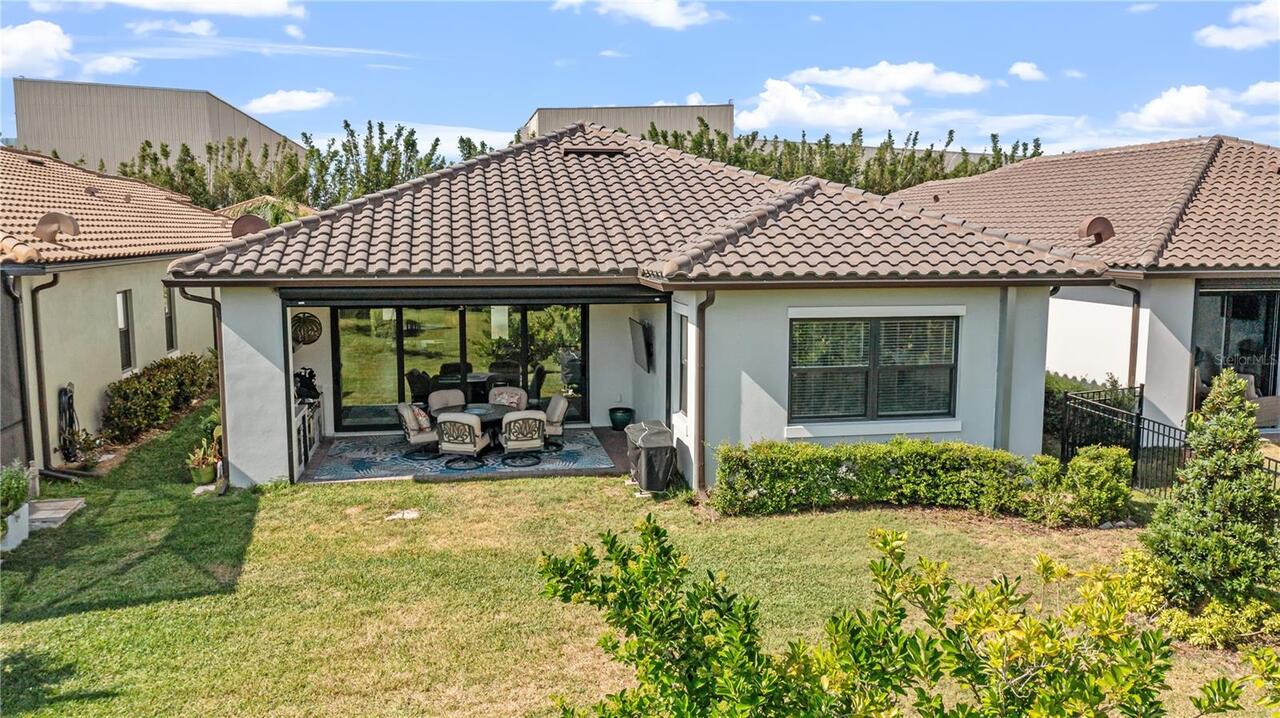 Listing Photo 11