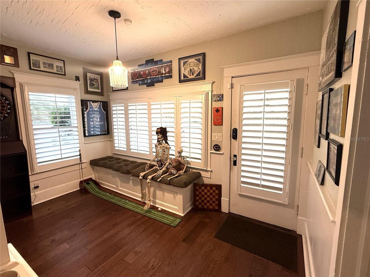 Listing Photo 11