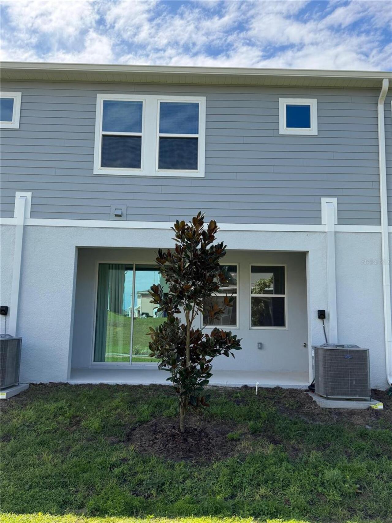 Listing Photo 9