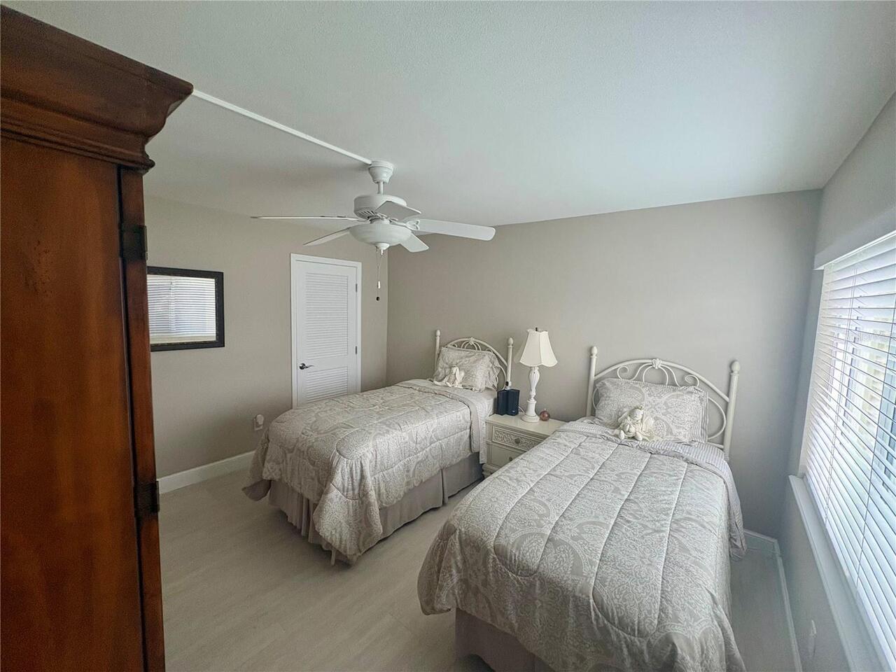 Listing Photo 23