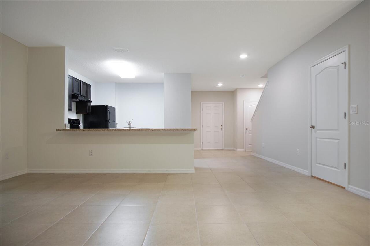Listing Photo 9