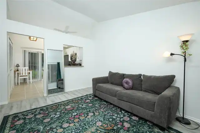 Listing Photo 7