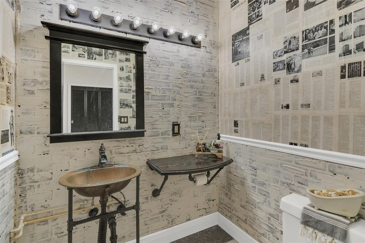 Listing Photo 11