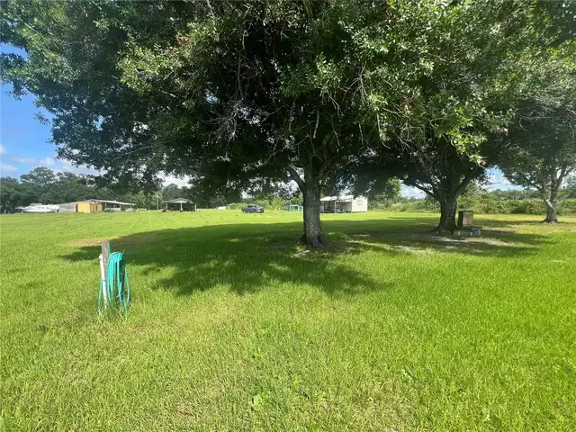 Listing Photo 10