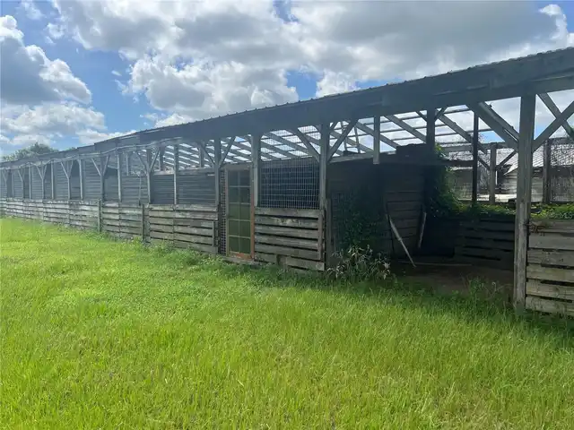 Listing Photo 16