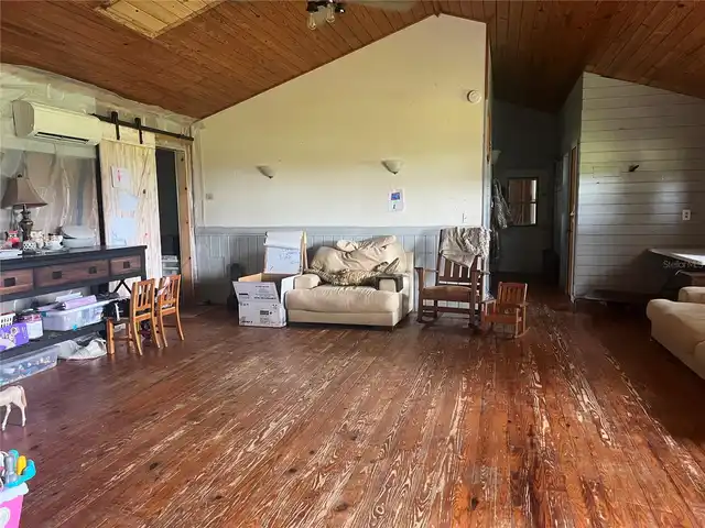 Listing Photo 23
