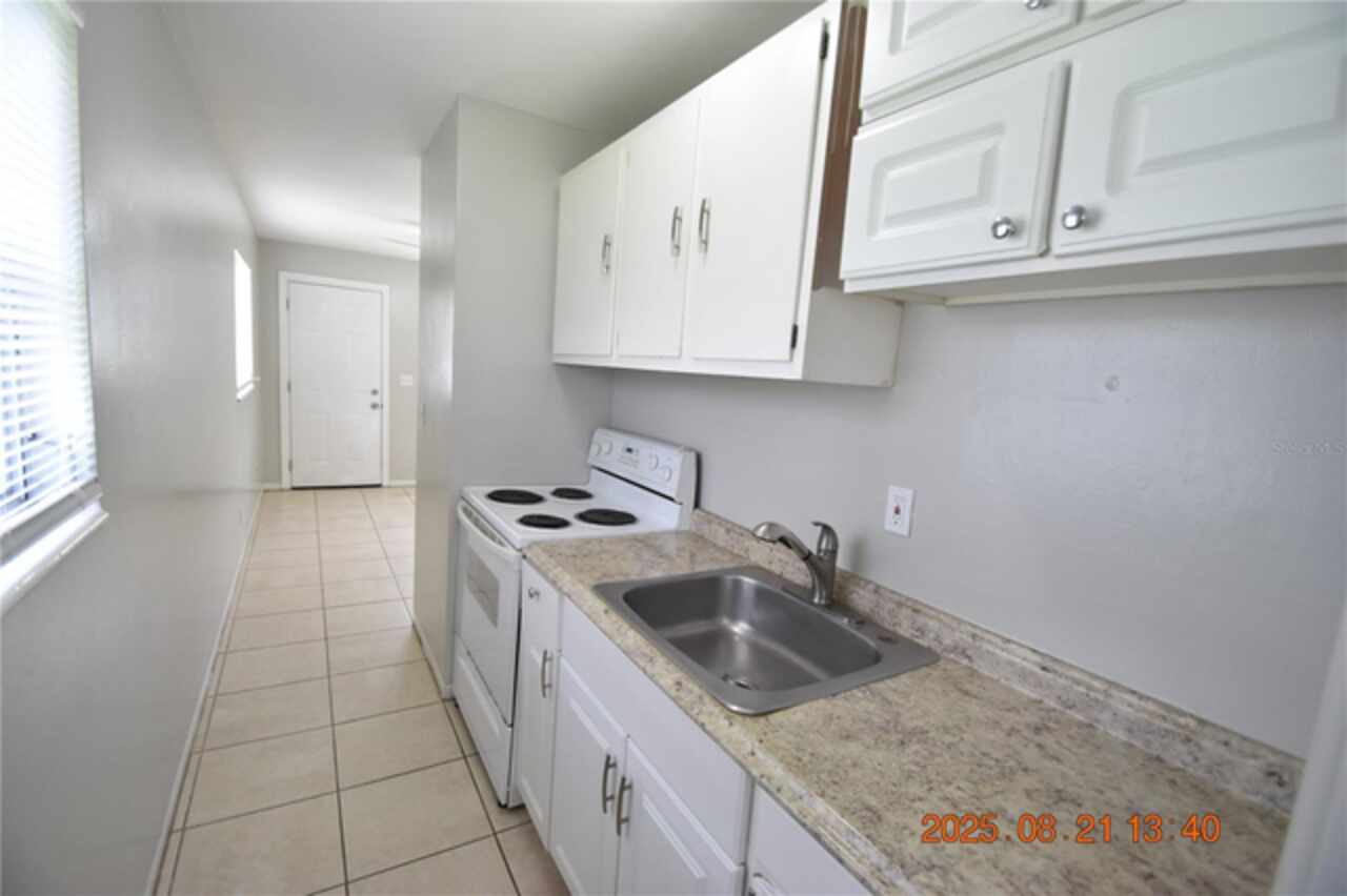 Listing Photo 14