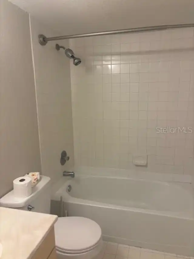 Listing Photo 10