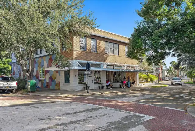Listing Photo 16