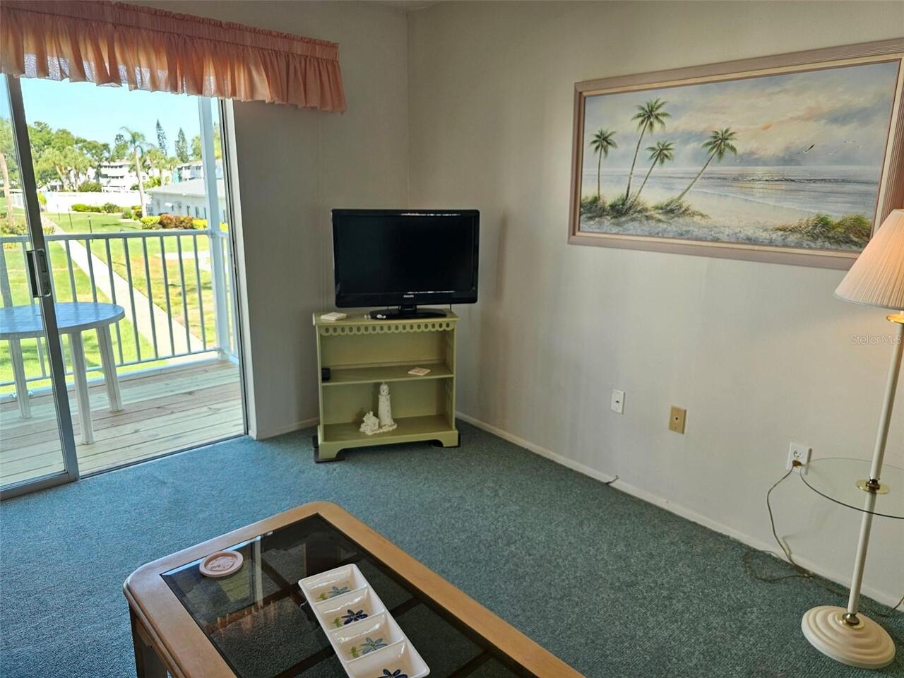 Listing Photo 8