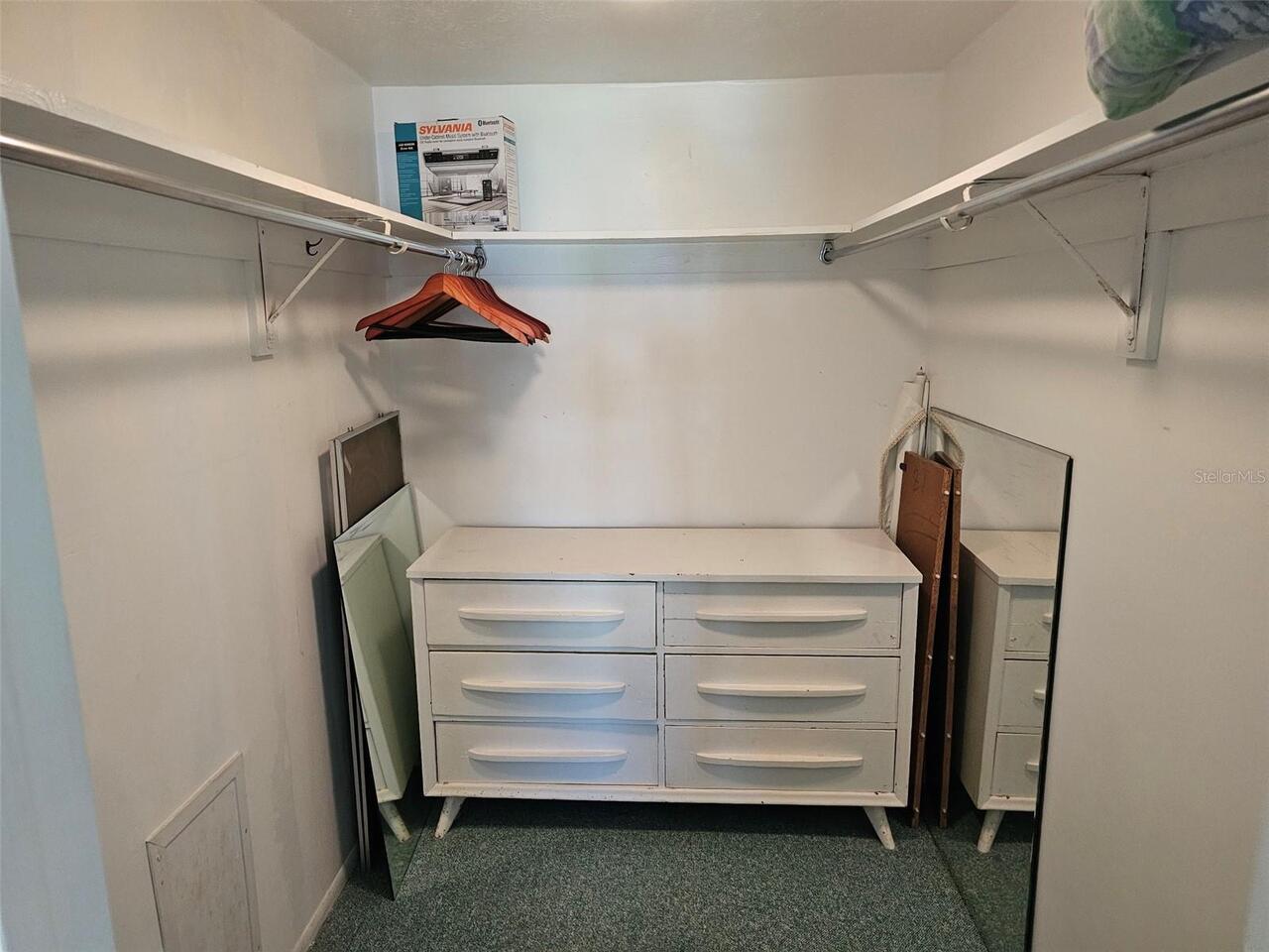 Listing Photo 20