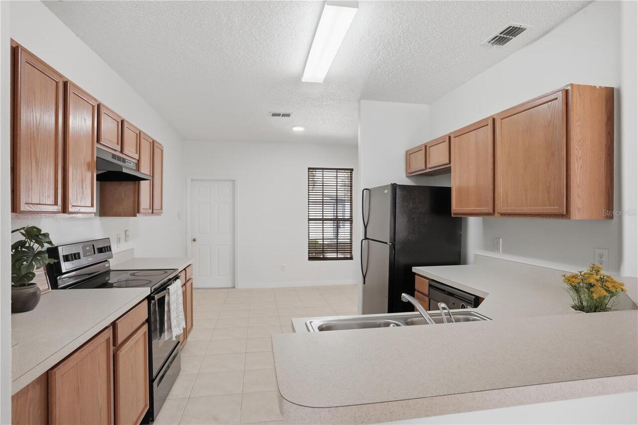 Listing Photo 7