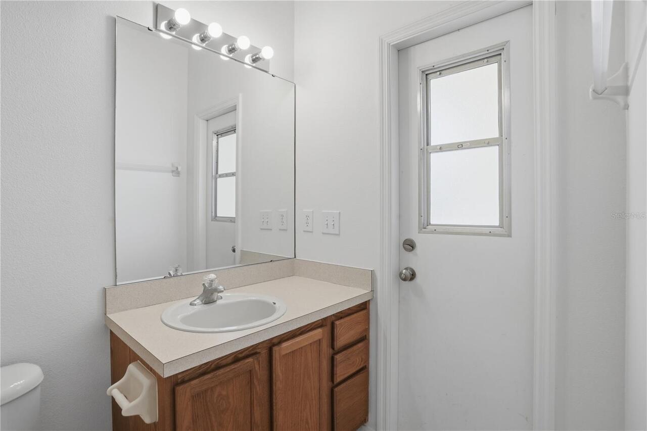 Listing Photo 17