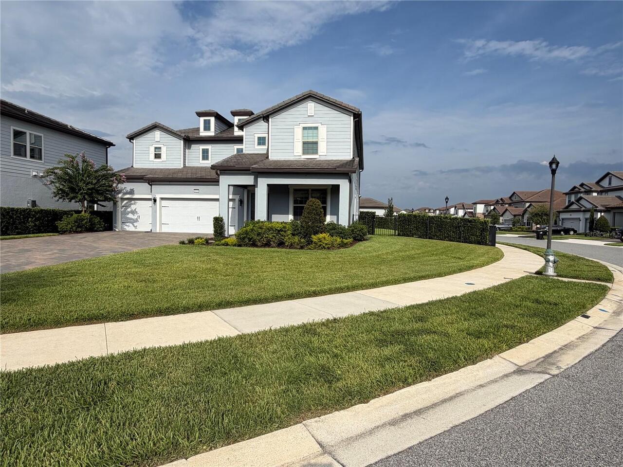 Listing Photo 9