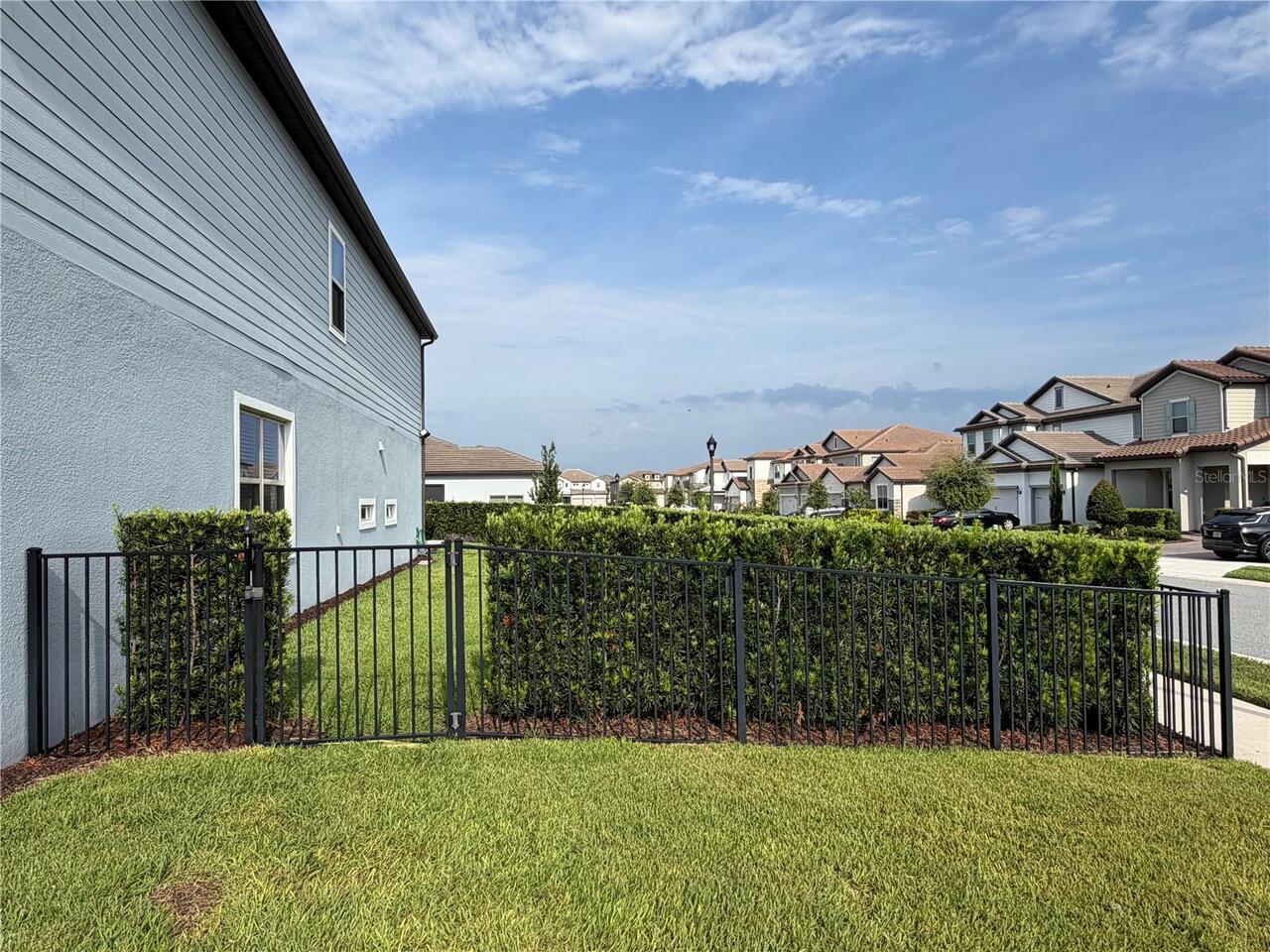 Listing Photo 10