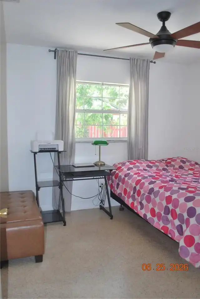 Listing Photo 9