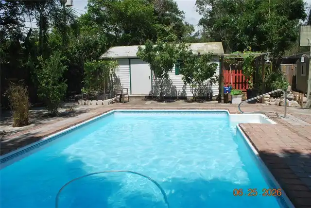 Listing Photo 17