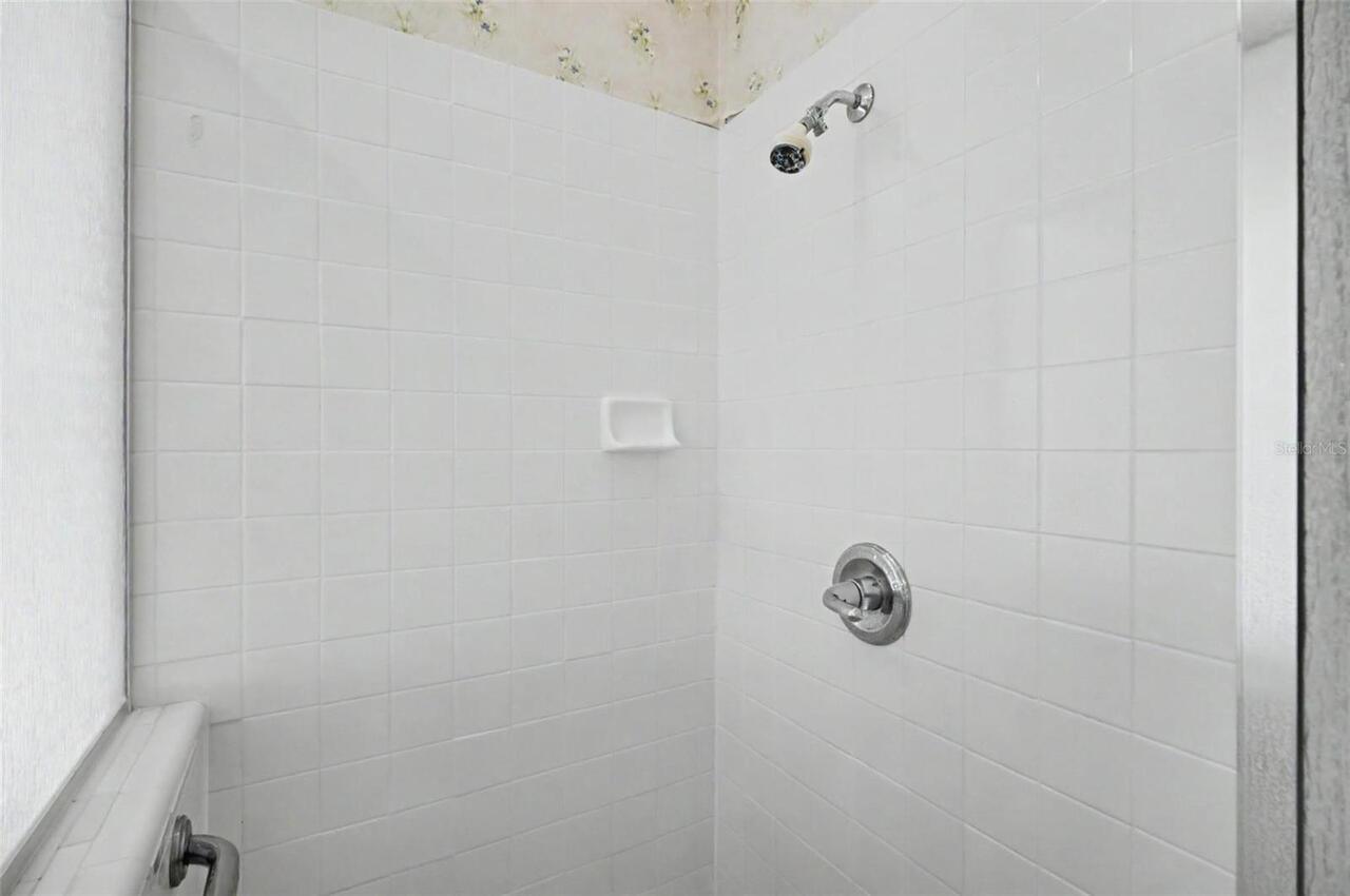 Listing Photo 28