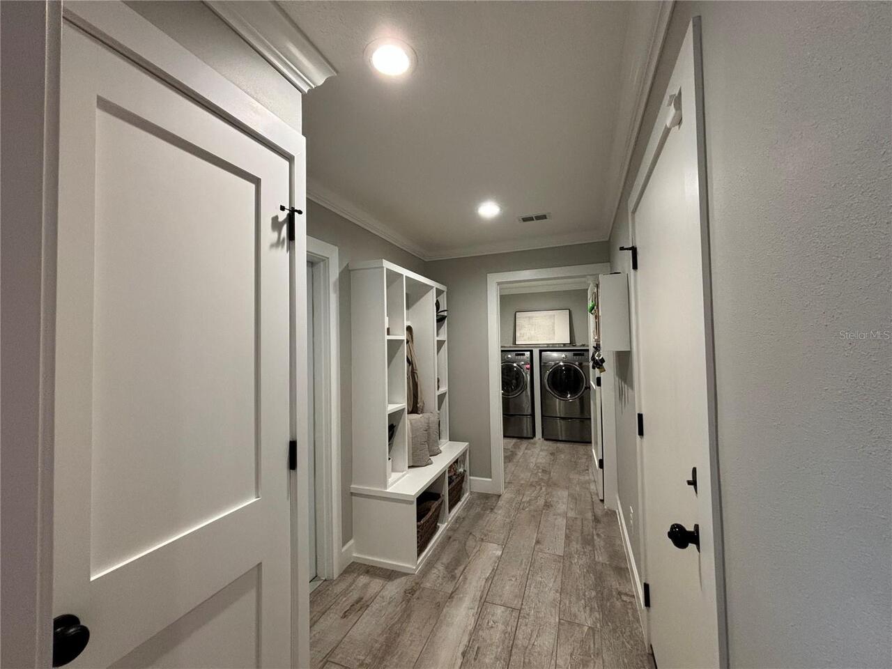 Listing Photo 11